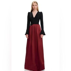 Theia V-Neck Long Sleeve Embellished Waist Box Pleat Crepe Mikado Gown, size 2